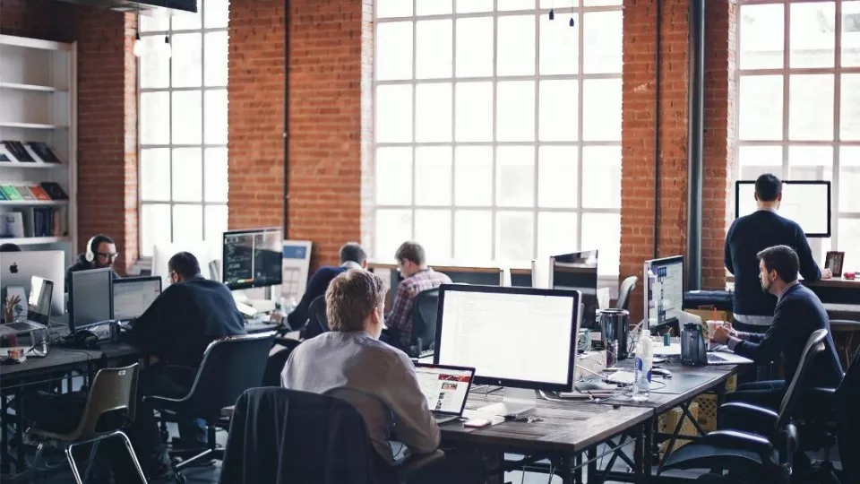 Как выбрать веб-студию в Верхоянске по кейсам