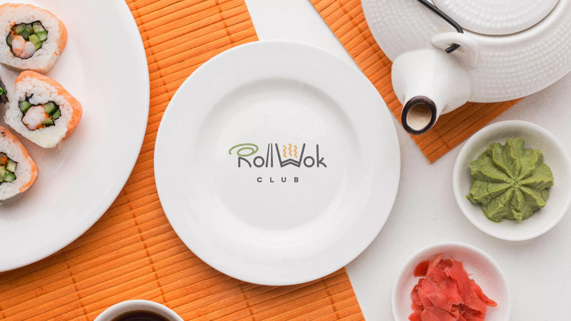 Разработка логотипа и фирменного стиля в Верхоянске для суши-бара «Roll Wok Club» Разработка логотипа и фирменного стиля в Верхоянске для суши-бара «Roll Wok Club»